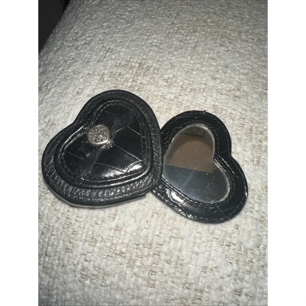 Brighton Black Leather Mirror Compact Heart Shaped‎ With Silver Heart EUC
